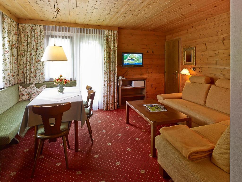 Appartementhaus Holiday เลคอัมอาร์ลแบร์ก ภายนอก รูปภาพ