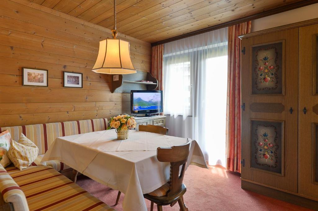 Appartementhaus Holiday เลคอัมอาร์ลแบร์ก ภายนอก รูปภาพ