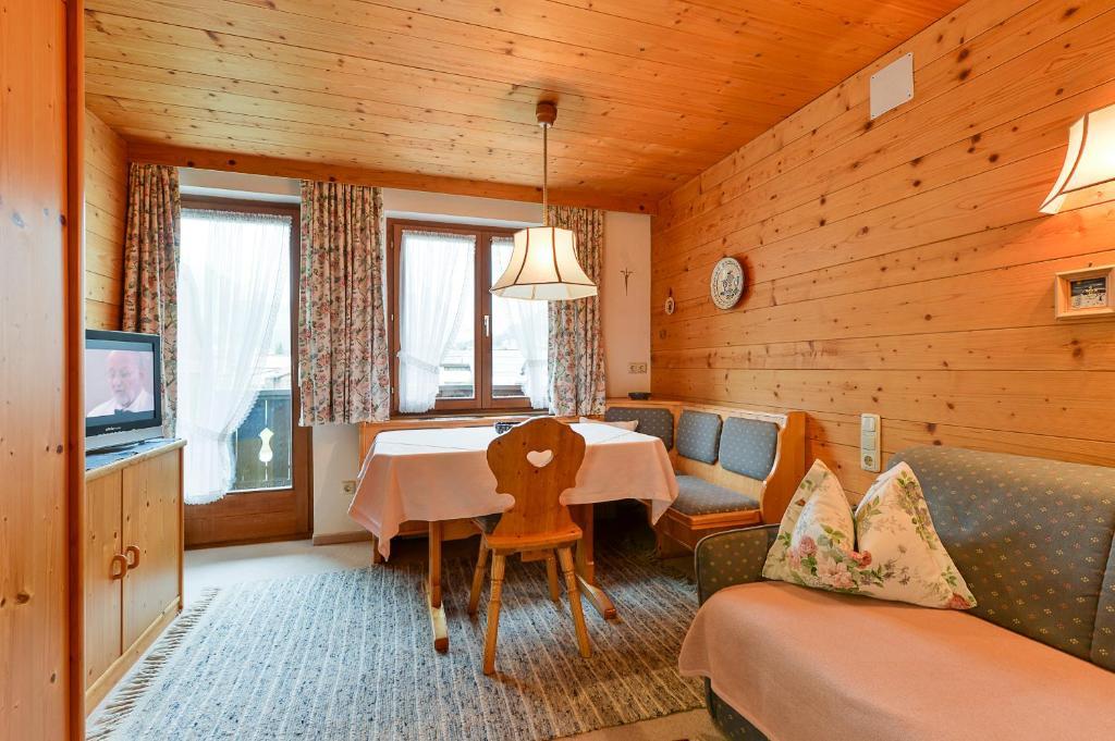Appartementhaus Holiday เลคอัมอาร์ลแบร์ก ภายนอก รูปภาพ